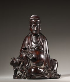 A red sandalwood figurine,Qing Dynasty,China