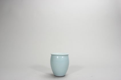 A light blue glaze porcelain washer,Qing Dynasty,China