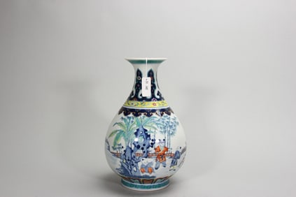 A blue and white doucai figure porcelain vase,Qing Dynasty,China
