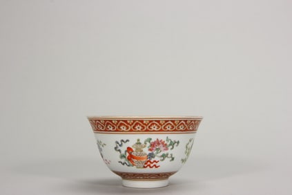 A famille rose porcelain tea bowl,Qing Dynasty,China,Qing Dynasty,China