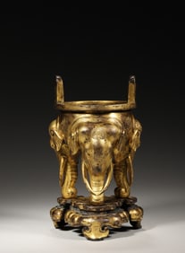 A double-eared gilding copper censer with elephant shaped legs,Qing Dynasty,China