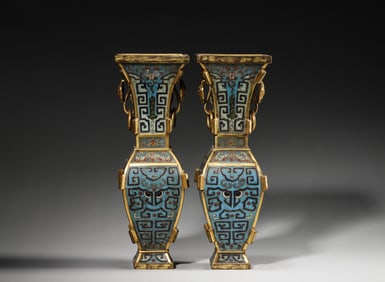 A pair of cloisonne beaker vases,Qing Dynasty,China
