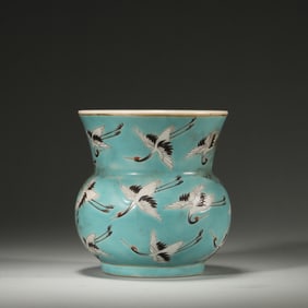 A famille rose crane porcelain vessel,Qing Dynasty,China
