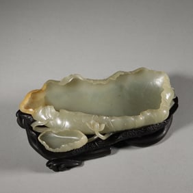A jade lotus leaf shaped water pot,Qing Dynasty,China