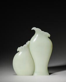 A group of jade vases with flower shaped mouth,Qing Dynasty,China
