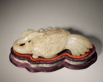 A jade phoenix ornament,Qing Dynasty,China