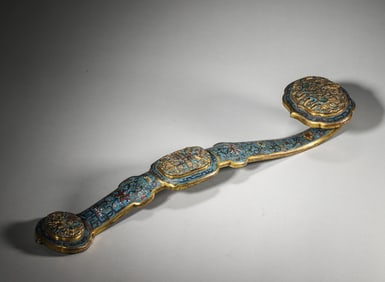 A flower patterned cloisonne ruyi,Qing Dynasty,China