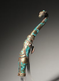 A dragon shaped gem-inlaid bronze hook,Zhou Dynasty,China