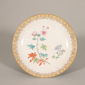A famille rose flower porcelain plate,Qing Dynasty,China,Qing Dynasty,China