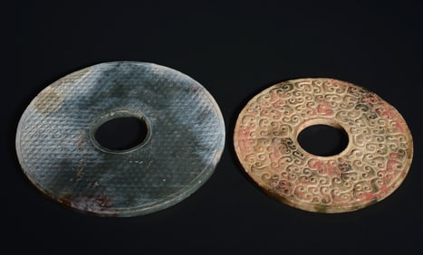 2 PIECES OF JADE FROM THE HAN DYNASTY