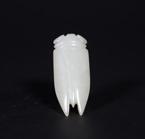 WHITE JADE CICADA OF HAN DYNASTY