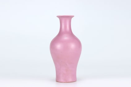 QING DYNASTY CARMINE GLAZE BOTTLE