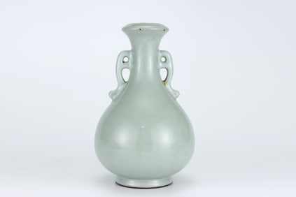 QING DYNASTY OFFICIAL GLAZE AMPHORAE