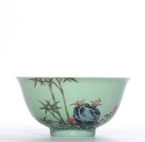 QING DYNASTY YONGZHENG ENAMEL FLOWER PATTERN BOWL