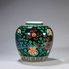 Black-glazed Wucai Glaze Dragon Jar