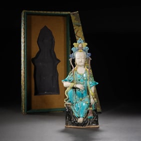 Sancai-Glazed Guanyin Statue