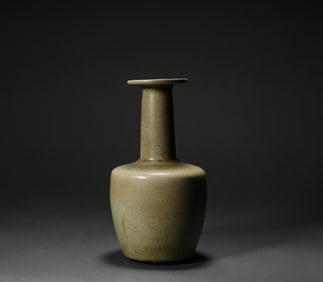 Song Dynasty Ru Kiln Appreciation Vase