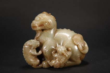 MING DYNASTY HETIAN JADE AUSPICIOUS BEAST