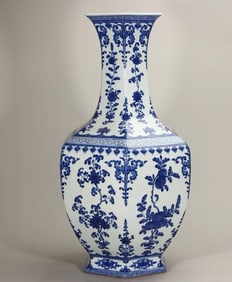 QING DYNASTY BLUE AND WHITE HEXAGONAL ZUN