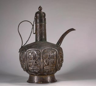 TANG DYNASTY SILVER GILDED FIGURE POT