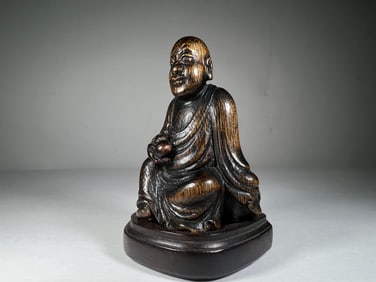 AGARWOOD ARHAT FROM THE QING DYNASTY