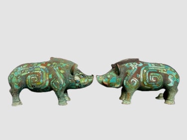 WARRING STATES BRONZE PIG INLAID WITH TURQUOISE