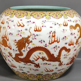 QING DYNASTY FAMILLE ROSE DRAGON PAINTING JAR