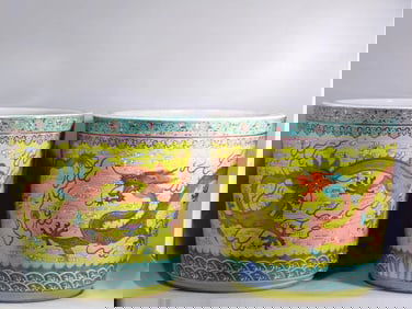 QING DYNASTY DRAGON PATTERN FAMILLE ROSE FLOWER POT