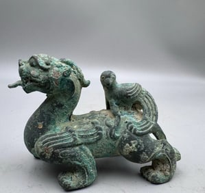 WARRING STATES BRONZE AUSPICIOUS BEAST