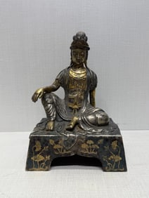TANG DYNASTY SILVER GILDED BODHISATTVA