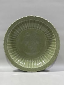 LONGQUAN PLATE FROM THE YUAN DYNASTY