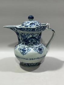 MING DYNASTY BLUE AND WHITE MONK'S HAT POT