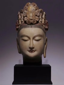 NORTHERN DYNASTIES PAINTED BUDDHA HEAD