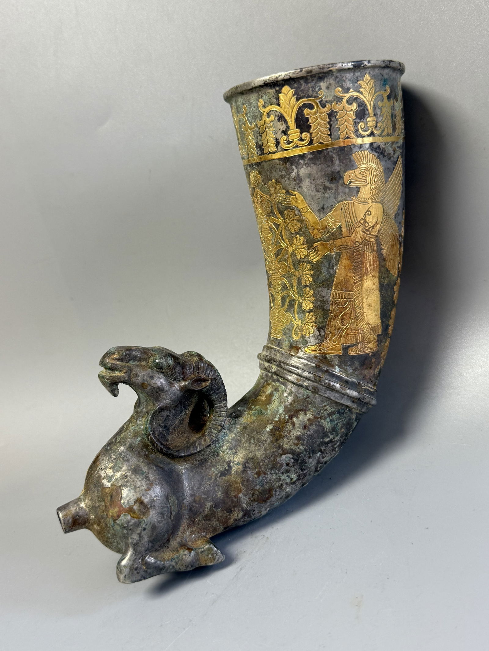 TANG DYNASTY SILVER GILDED SHEEP HEAD CUP (1 of 8)