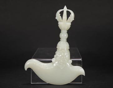 QING DYNASTY HETIAN JADE RITUAL IMPLEMENTS