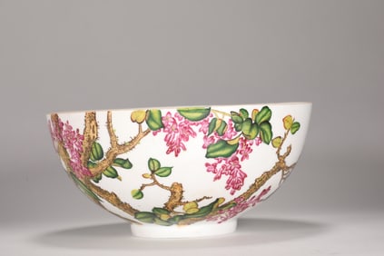 QING DYNASTY ENAMELED FLOWER AND BIRD EGGSHELL THIN BOWL