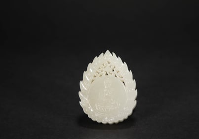 QING DYNASTY HETIAN JADE BUDDHA AMULET