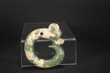 HONGSHAN JADE DRAGON