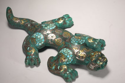 WARRING STATES PERIOD INLAID GOLD AND SILVER TIGER