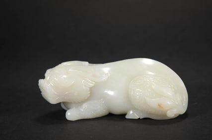 QING DYNASTY HETIAN JADE BEAST