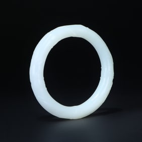 Qing Dynasty a Hetian white jade bracelet with bamboo joint patterns