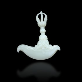 Qing Dynasty Hetian white jade yuedao