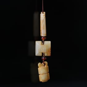 Han Dynasty a set of jade statues of Wengzhong??Gongzi pendants and Sinan pendants