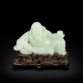 Qing Dynasty Hetian white jade ornament of "Li Bai Drunk"
