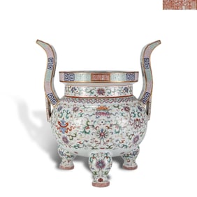 Qing Dynasty Qianlong period Foreign-style polychrome censer with scrolling lotus supporting Eight