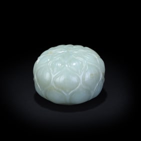 Tang Dynasty Jade scepter head with lotus