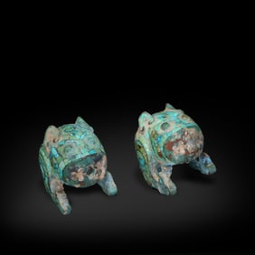 Warring States Period Pair of bronze animal-shaped cart shafts inlaid with turquoise