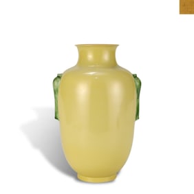 Qing Dynasty Daoguang period Yellow-green enameled lantern-shaped vase