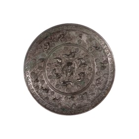Tang Dynasty Bronze Mirror with Patterns of Sea Beasts and Grapes