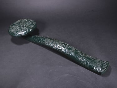 A JADE RUYI FROM THE QING DYNASTY